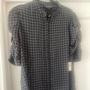 Laundry by Shelli Segal Grey & Black BlouseHoundstooth print , NEW Medium